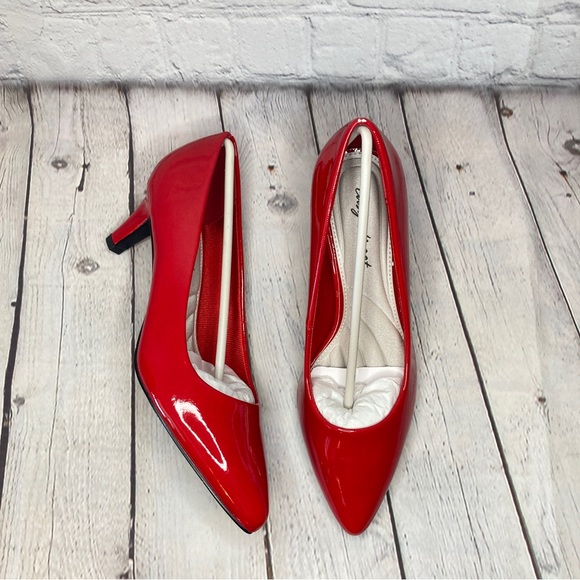 easy street Shoes Easy Street Patent Red Pointe Pumps 8m Poshmark